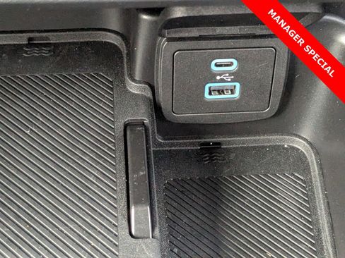 New 2025 Ford Bronco Badlands image 24