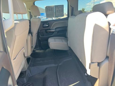 Used 2018 Chevrolet Silverado 1500 LT w/ All Star Edition AWD/4WD image 33