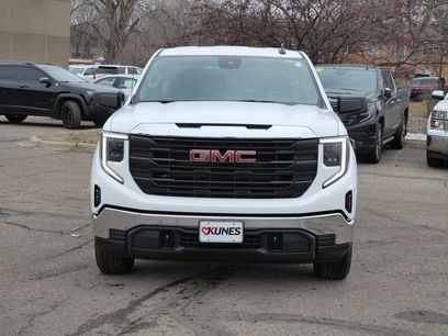 New 2026 GMC Sierra 1500 Pro w/ Pro Value Package