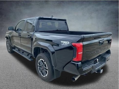 Used 2024 Toyota Tacoma TRD Sport RWD image 4