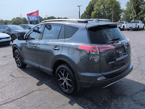 Used 2017 Toyota RAV4 SE w/ Power Extra Value Package AWD/4WD image 5