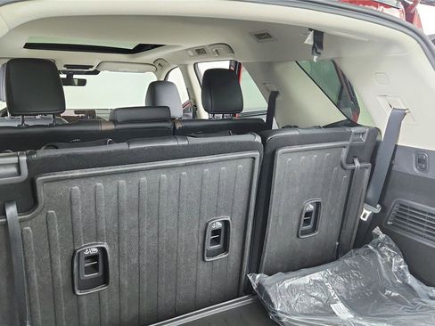 New 2026 Nissan Pathfinder Platinum AWD/4WD image 19