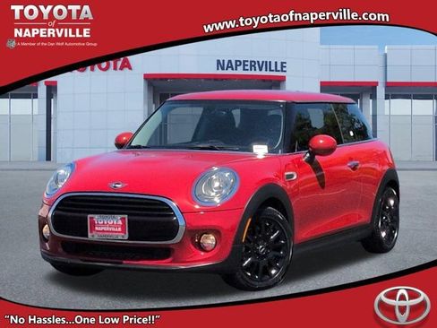 Used 2018 MINI Cooper 2-Door Hardtop FWD image 1