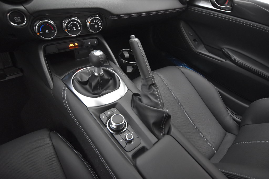 New 2026 MAZDA MX-5 Miata Grand Touring w/ Weather Package RWD image 33