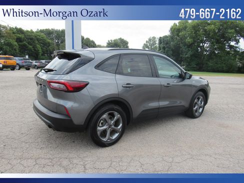 Used 2025 Ford Escape ST-Line FWD image 16