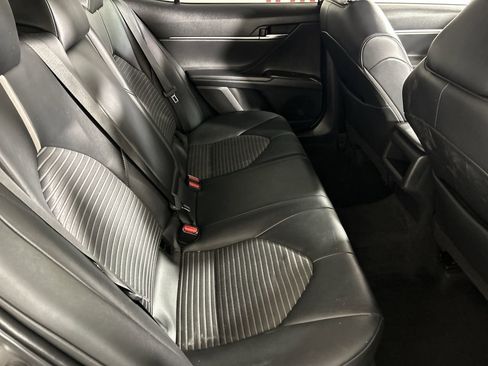Used 2022 Toyota Camry SE image 24
