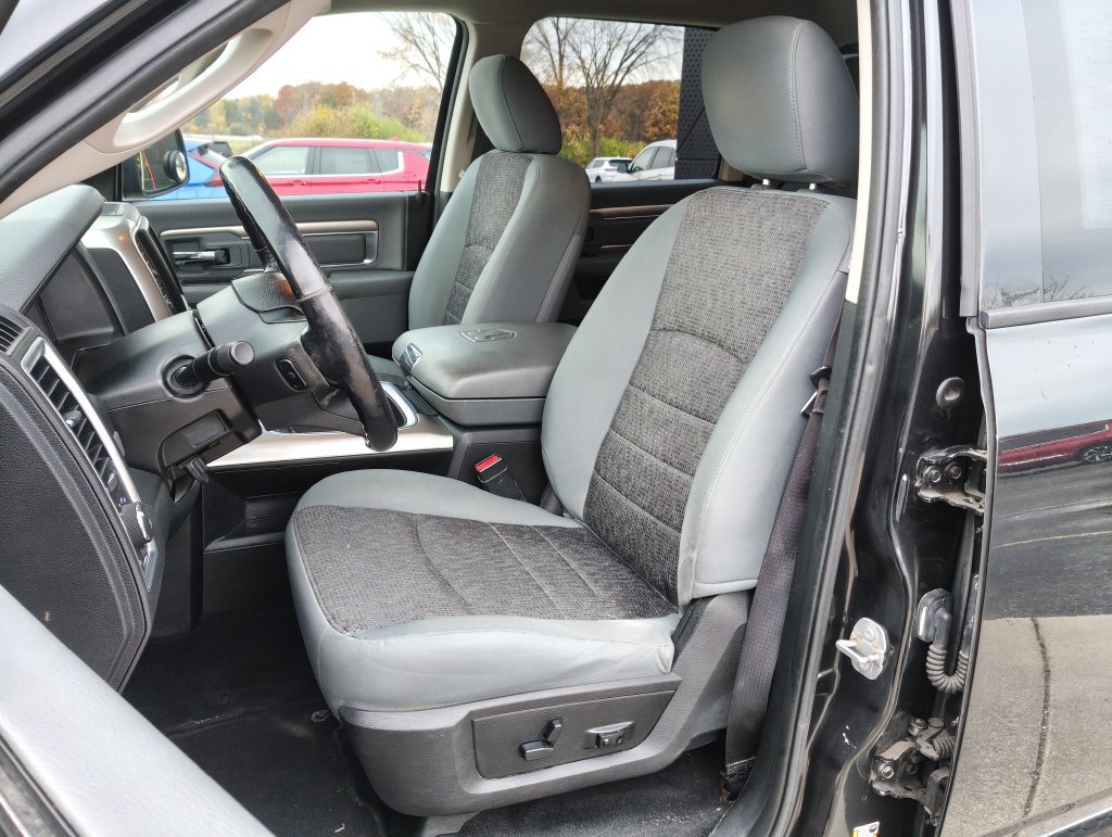 Used 2017 RAM 1500 Big Horn AWD/4WD image 10
