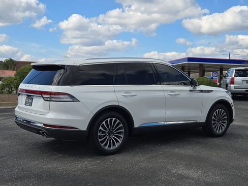 Used 2023 Lincoln Aviator Reserve w/ Elements Package Plus image 7