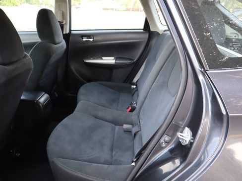 Used 2010 Subaru Impreza 2.5i AWD/4WD image 20