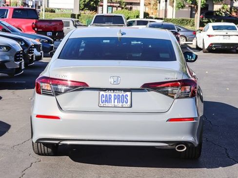 Used 2025 Honda Civic Sport image 11