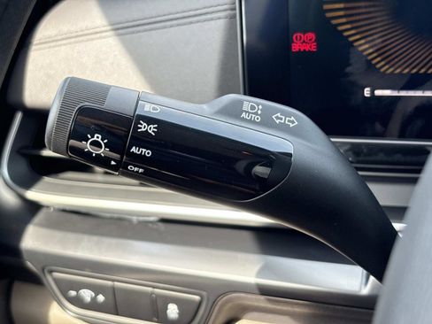New 2026 Kia Carnival LX FWD image 21