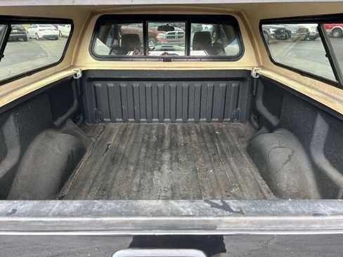 Used 2004 Ford F150 XLT image 6