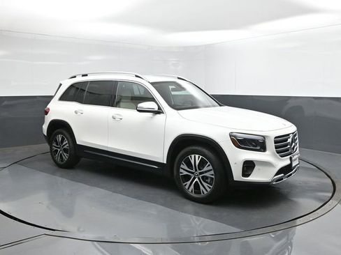 Certified 2025 Mercedes-Benz GLB 250 image 26