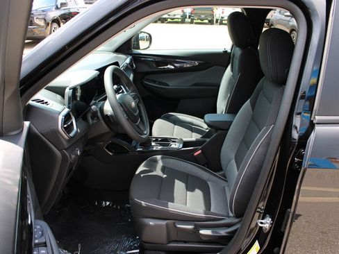 New 2026 Chevrolet TrailBlazer LS w/ LS Convenience Package FWD image 11