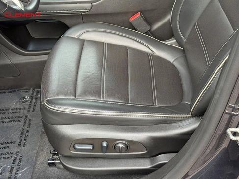 Used 2023 GMC Acadia Denali w/ Denali Technology Package AWD/4WD image 22