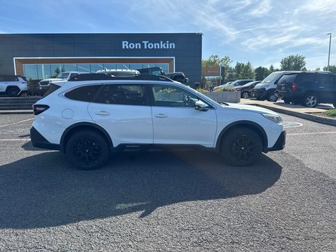 Used 2020 Subaru Outback Limited XT w/ Popular Package #2 AWD/4WD image 11
