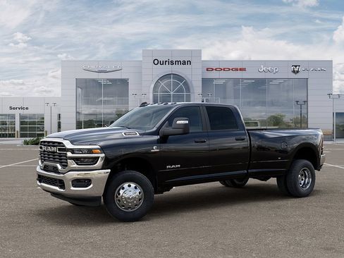 New 2026 RAM 3500 Big Horn AWD/4WD image 2