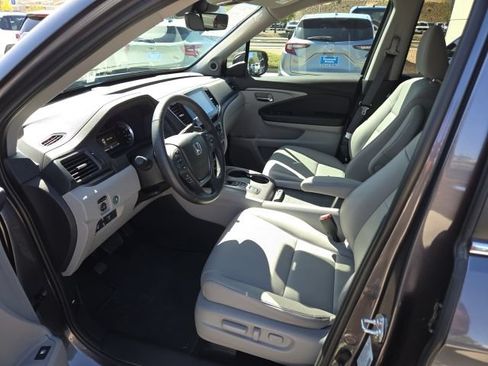 Certified 2023 Honda Ridgeline RTL image 17