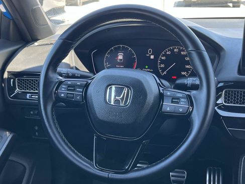 Used 2023 Honda Civic Sport image 8
