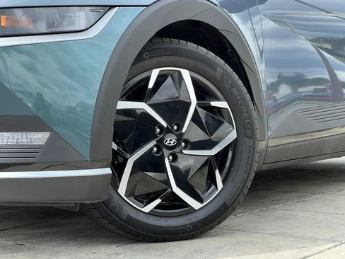 Certified 2024 Hyundai Ioniq 5 SEL AWD/4WD image 2