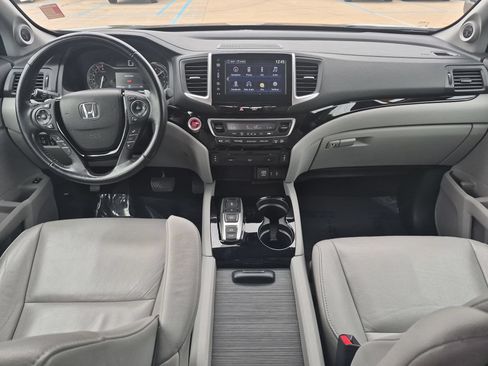 Used 2016 Honda Pilot Touring image 26