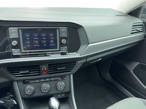 Used 2020 Volkswagen Jetta S image 23