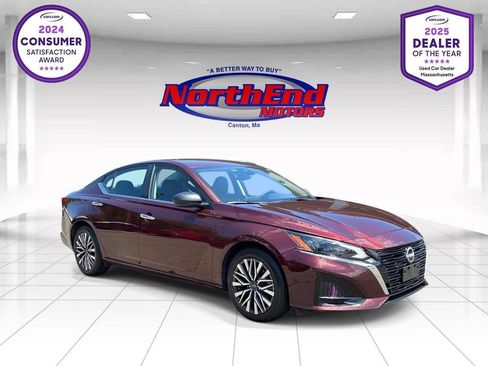 Used 2025 Nissan Altima 2.5 SV FWD image 1