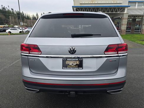 Used 2022 Volkswagen Atlas SE image 4
