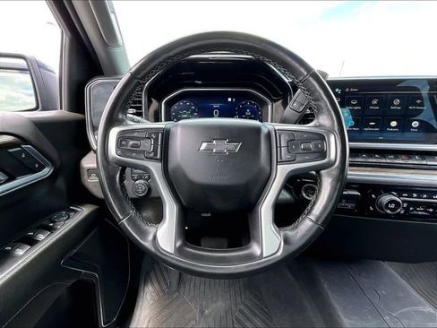 Used 2023 Chevrolet Silverado 1500 RST AWD/4WD image 17