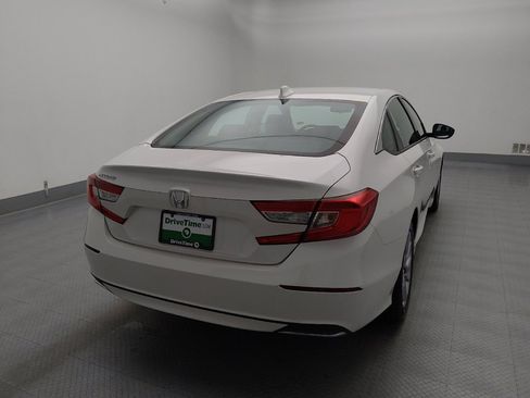 Used 2018 Honda Accord LX image 7