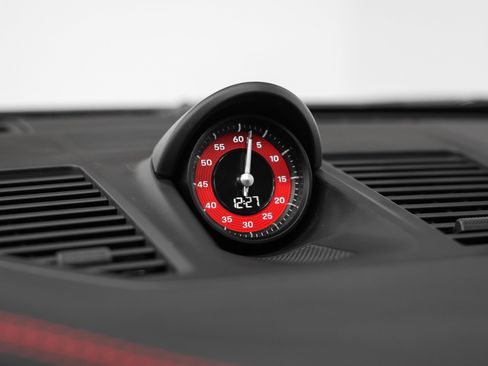 Used 2024 Porsche 911 Carrera 4S image 50