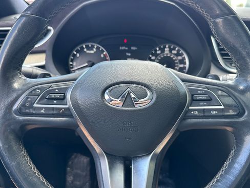 Used 2019 INFINITI QX50 Essential w/ Sensory Package image 35
