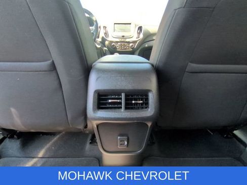 Used 2019 Chevrolet Equinox LT AWD/4WD image 22