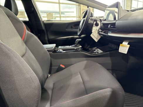 New 2026 Toyota Prius Plug-In Hybrid image 25