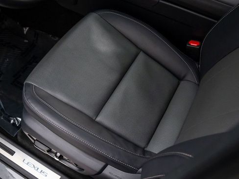 Used 2025 Lexus GX 550 w/ Cold Area Package image 15