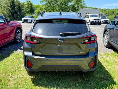 Used 2024 Subaru Crosstrek 2.5i Limited AWD/4WD image 6