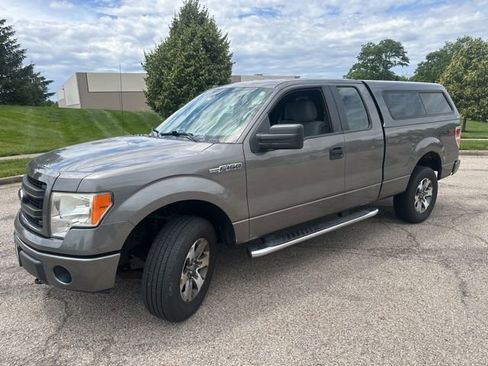 Used 2013 Ford F150 STX w/ Mid Equipment Group AWD/4WD image 4