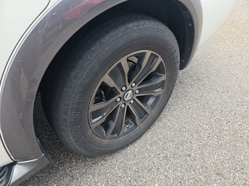Used 2017 Nissan Armada Platinum w/ Captain Seat Package RWD image 13