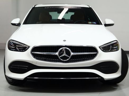 Used 2023 Mercedes-Benz C 300 4MATIC Sedan image 3