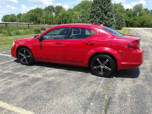 Used 2013 Dodge Avenger SE image 11