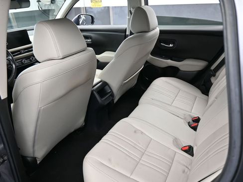 Used 2023 Honda HR-V EX-L image 39