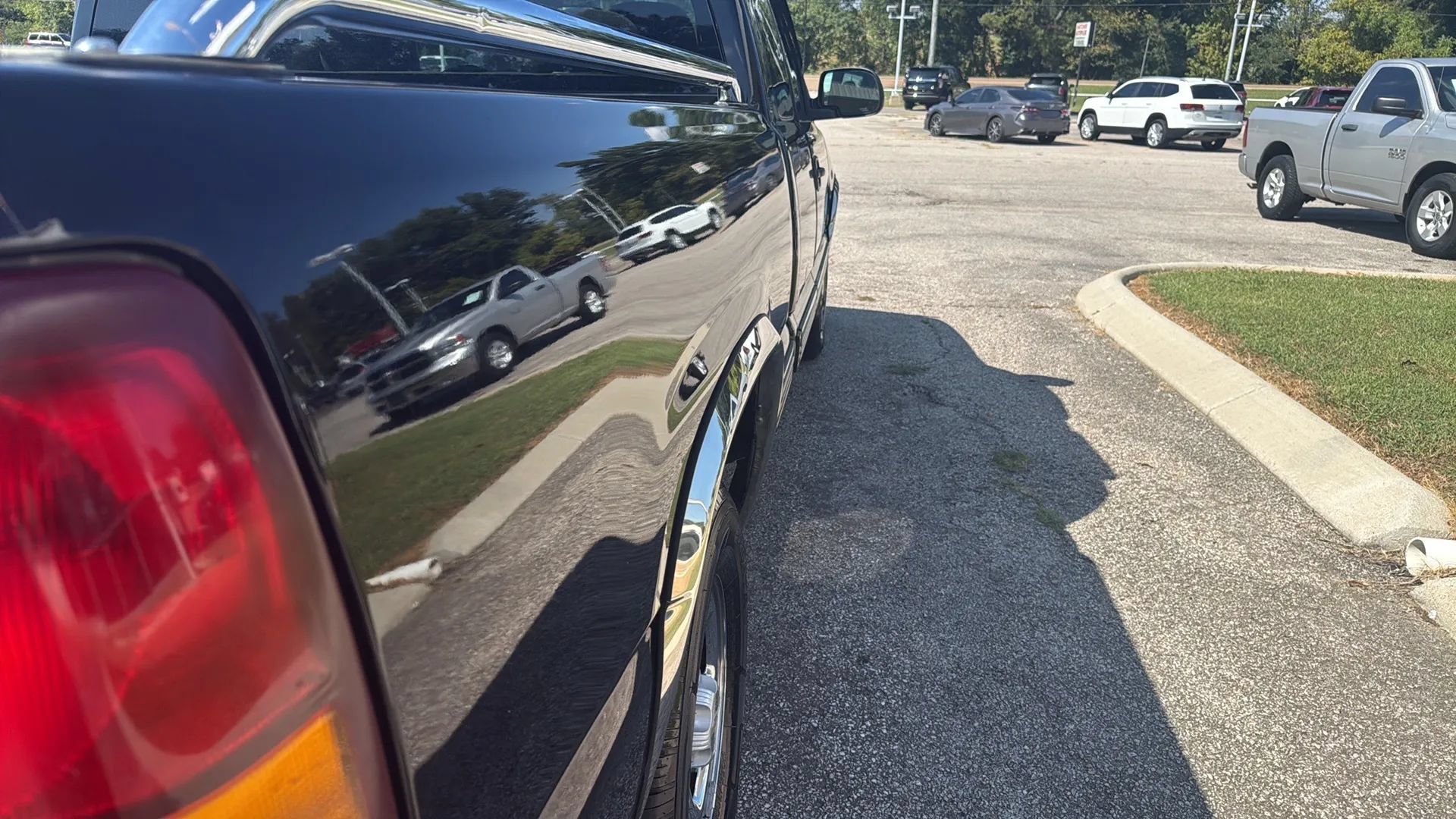 Used 2000 Chevrolet Silverado 1500 LS RWD image 5