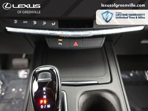 Used 2022 Cadillac XT4 Premium Luxury w/ Safety Alert Package AWD/4WD image 18