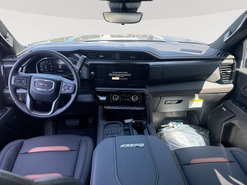 New 2026 GMC Sierra 2500 AT4 w/ AT4 Premium Plus Package AWD/4WD image 21