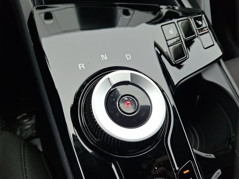 New 2025 Kia Sportage LX image 10