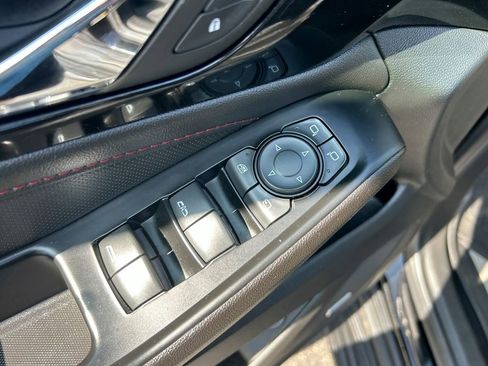 Certified 2022 Chevrolet Traverse RS w/ LPO, Floor Liner Package image 26