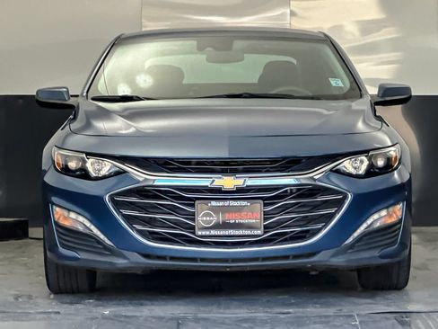 Used 2025 Chevrolet Malibu LT FWD image 8