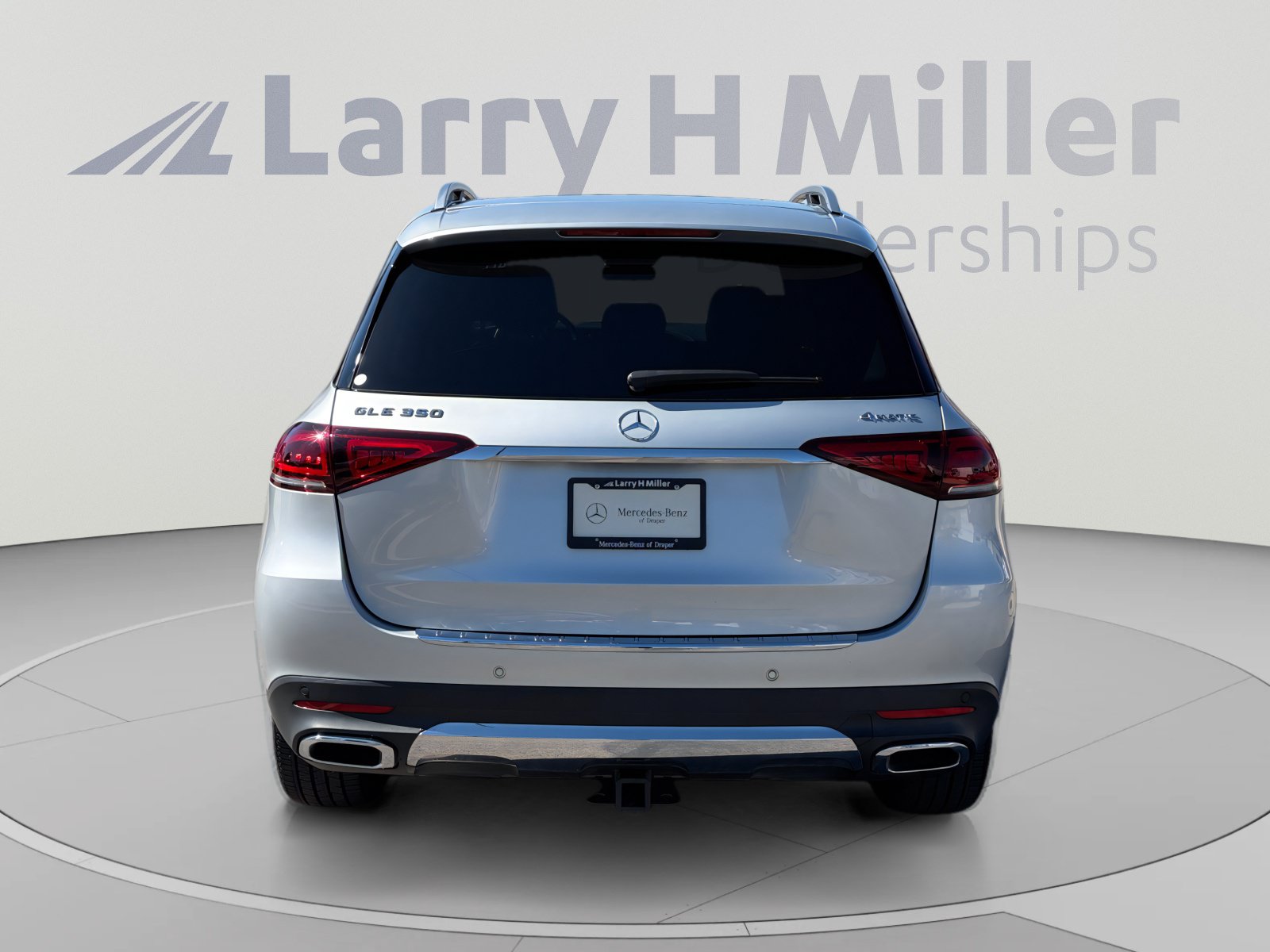 Certified 2020 Mercedes-Benz GLE 350 4MATIC image 4