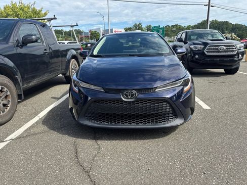 Used 2020 Toyota Corolla LE FWD image 10
