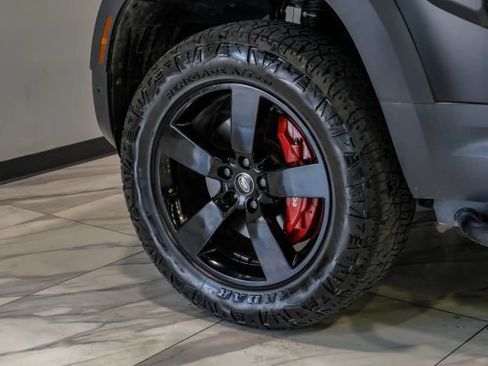 Used 2020 Land Rover Defender 110 First Edition AWD/4WD image 92
